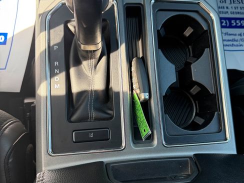 Used 2019 Ford F150 Raptor w/ Equipment Group 802A Luxury image 16