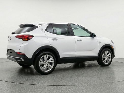 Used 2025 Buick Encore GX Preferred AWD/4WD image 9