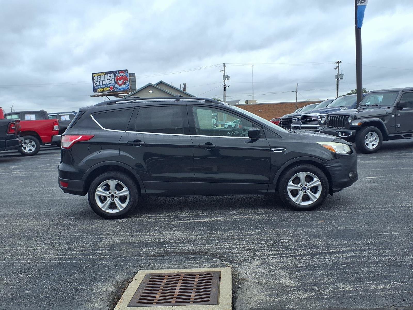 Used 2013 Ford Escape SE FWD image 4