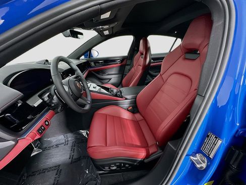 New 2026 Porsche Panamera image 5