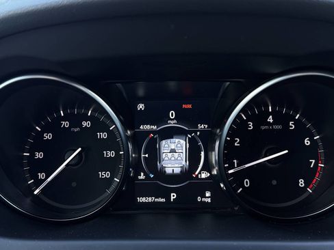 Used 2019 Land Rover Discovery Sport SE image 20