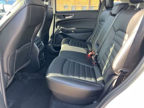Certified 2024 Ford Edge SEL w/ Convenience Package AWD/4WD image 19