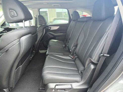 Used 2024 Acura MDX SH-AWD image 12