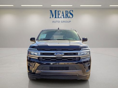 Used 2024 Ford Expedition XLT image 8