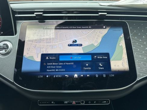 Used 2025 Mercedes-Benz E 350 4MATIC Sedan image 30