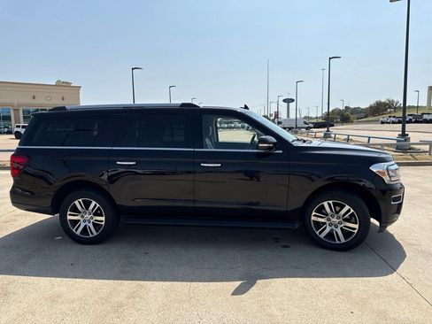 Used 2024 Ford Expedition Max Limited RWD image 17