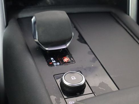 Used 2022 Land Rover Discovery HSE R-Dynamic AWD/4WD image 29
