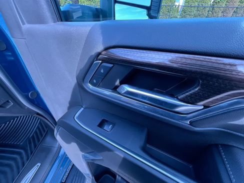 Used 2024 Chevrolet Silverado 2500 LT AWD/4WD image 35