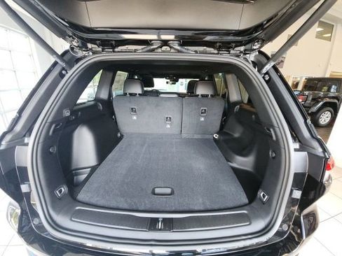 New 2025 Jeep Grand Cherokee Altitude image 49