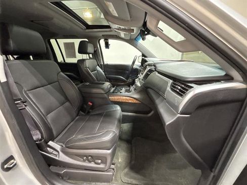 Used 2015 Chevrolet Suburban LTZ image 19