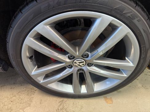 Used 2018 Volkswagen Passat 2.0T R-Line FWD image 33