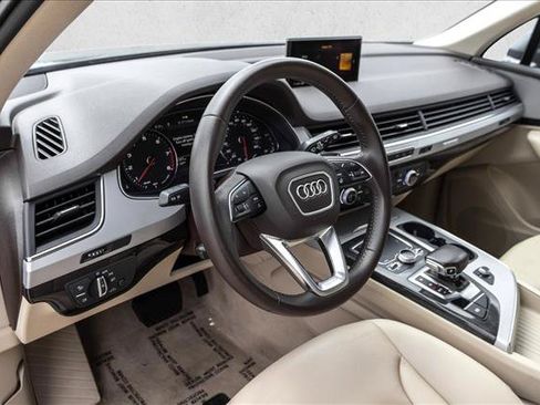 Used 2019 Audi Q7 2.0T Premium w/ Convenience Package AWD/4WD image 10