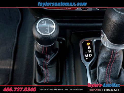 Used 2023 Jeep Wrangler Unlimited Rubicon AWD/4WD image 25