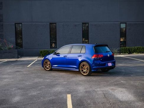 Used 2015 Volkswagen Golf R 4-Door image 50