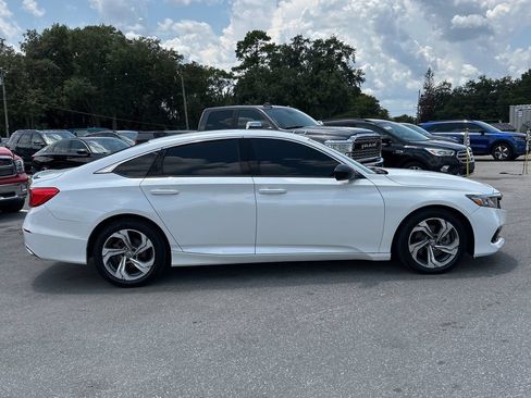 Used 2021 Honda Accord Sport image 6