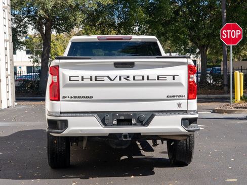 Used 2020 Chevrolet Silverado 1500 Custom w/ Custom Convenience Package image 7
