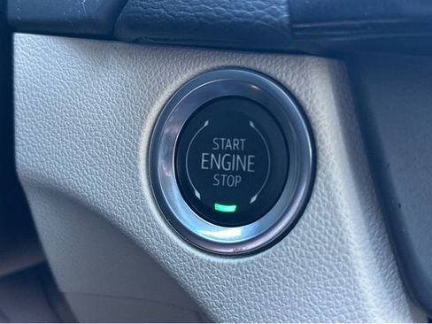 Certified 2025 Cadillac CT4 Premium Luxury image 28