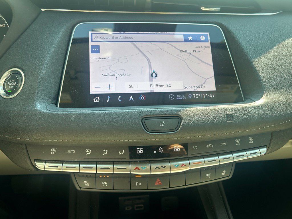 Used 2020 Cadillac XT4 Premium Luxury FWD image 12