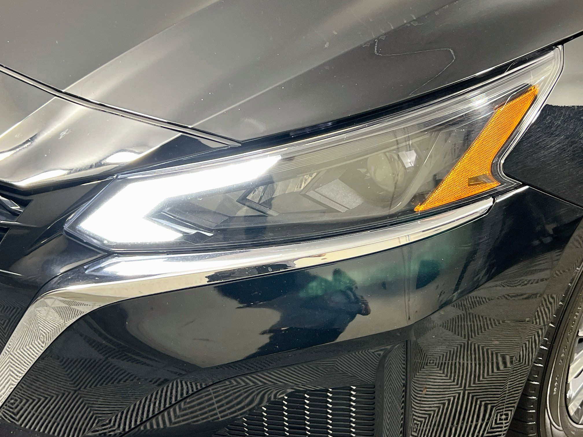 Used 2024 Nissan Altima 2.5 SV FWD image 11