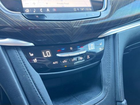 Used 2024 Cadillac XT6 Sport w/ Platinum Package AWD/4WD image 16