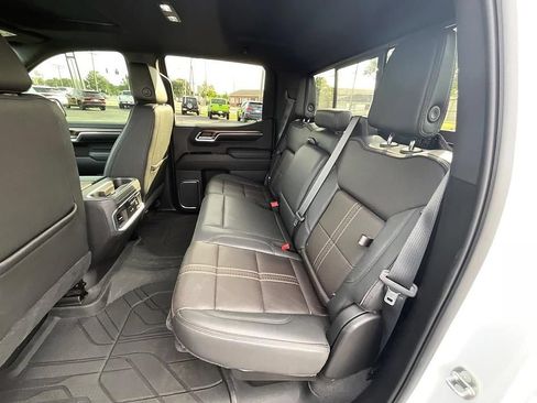 Used 2022 Chevrolet Silverado 1500 High Country w/ LPO, Dark Essentials Package AWD/4WD image 27