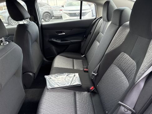 Used 2026 Nissan Sentra SV w/ SV Convenience Package FWD image 6