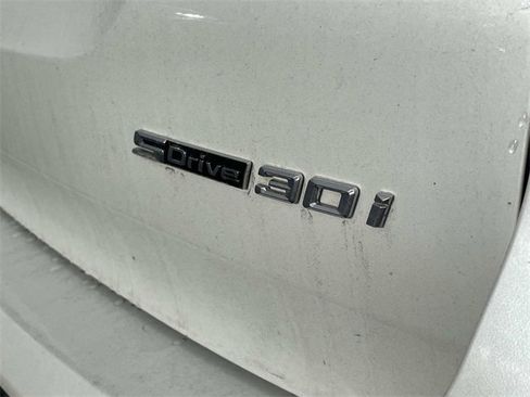 Used 2021 BMW X3 sDrive30i w/ Premium Package image 11