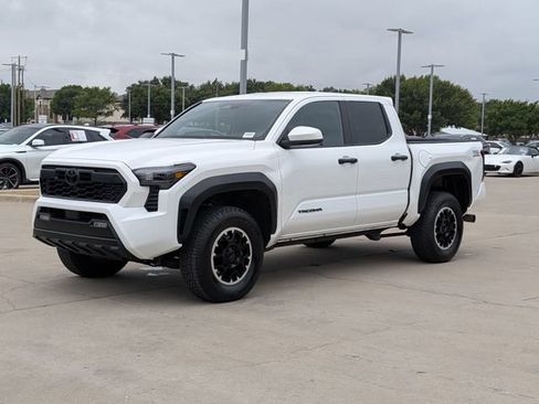 Used 2026 Toyota Tacoma TRD Off-Road AWD/4WD image 10