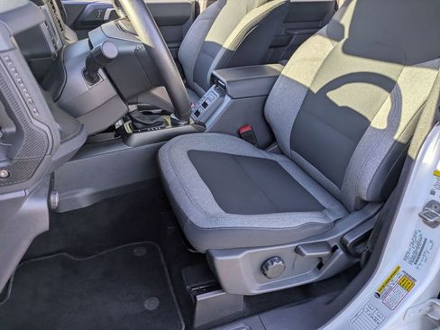 Used 2025 Ford Bronco Big Bend image 14