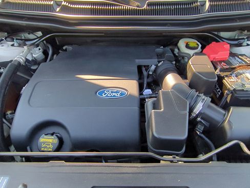 Used 2013 Ford Explorer 4WD w/ Class III Trailer Tow Pkg image 29