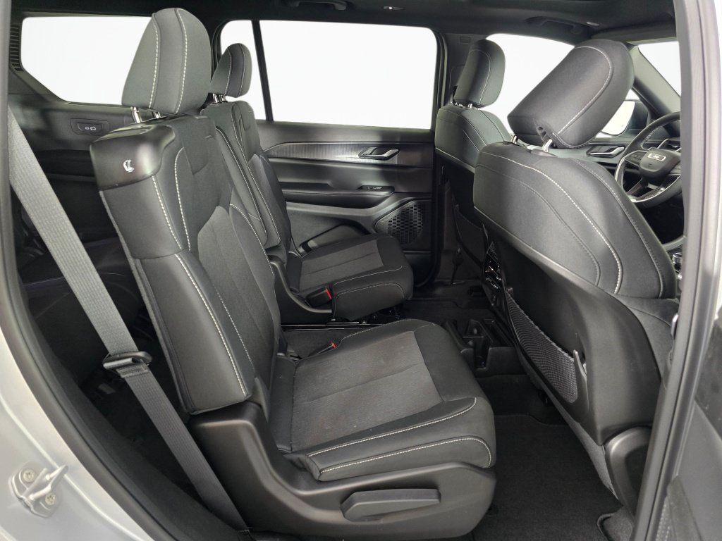 New 2026 Jeep Grand Cherokee L 4WD image 45