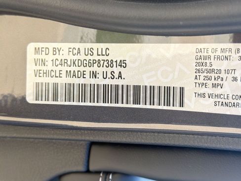 Used 2023 Jeep Grand Cherokee L Overland AWD/4WD image 19