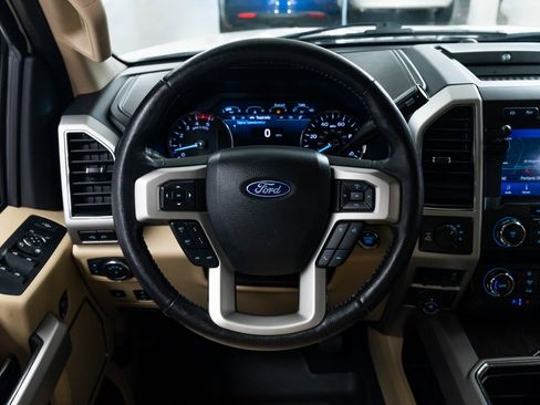 Used 2020 Ford F250 Lariat image 11