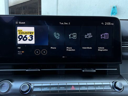 Used 2025 Hyundai Kona SEL image 30