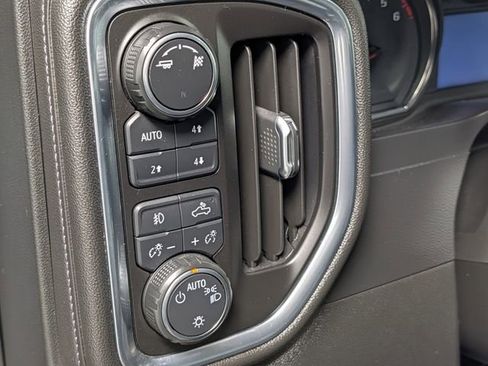 Used 2019 Chevrolet Silverado 1500 LT Trail Boss AWD/4WD image 22