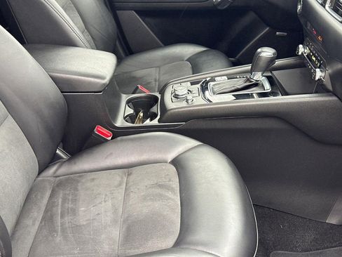 Used 2019 MAZDA CX-5 Touring image 18