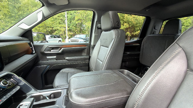 Used 2024 GMC Sierra 1500 Denali w/ Denali Reserve Package AWD/4WD image 27