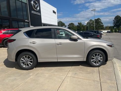 New 2025 MAZDA CX-5 AWD 2.5 S w/ Preferred Package image 3