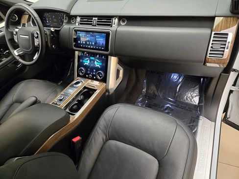 Used 2018 Land Rover Range Rover HSE AWD/4WD image 28