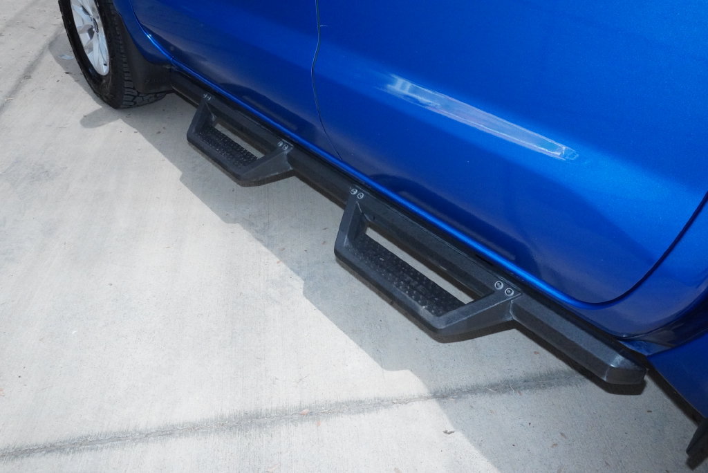 Used 2024 Nissan Frontier SV RWD image 11