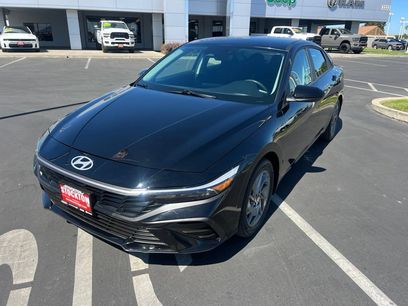Used 2025 Hyundai Elantra Hybrid