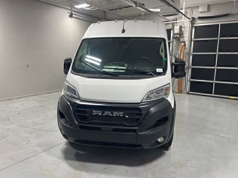 New 2026 RAM ProMaster 2500 w/ Convenience Group image 2