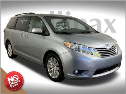 Used 2015 Toyota Sienna XLE w/ XLE Navigation Package