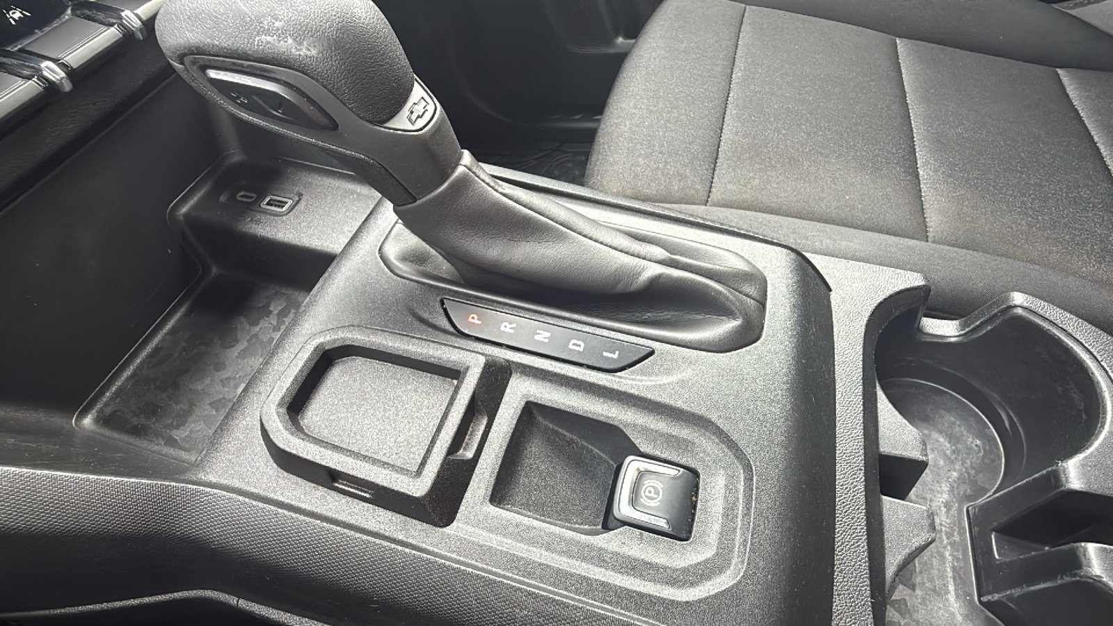 Used 2023 Chevrolet Colorado W/T RWD image 18