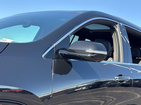 New 2026 Buick Enclave Avenir image 13