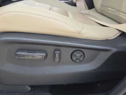 Used 2021 Honda CR-V EX-L image 10