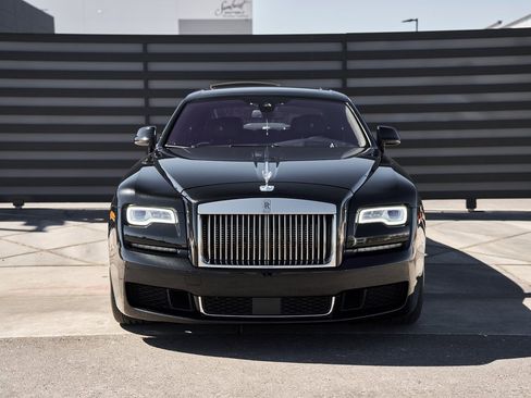 Used 2019 Rolls-Royce Ghost image 13