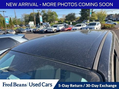 Used 2017 Ford Escape SE AWD/4WD image 6