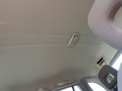 Used 2001 Toyota RAV4 Limited FWD image 17