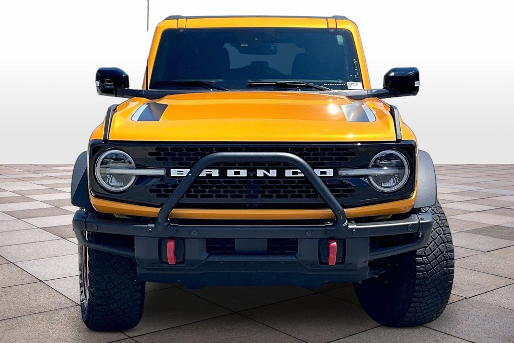 Used 2021 Ford Bronco First Edition AWD/4WD image 3